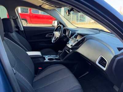 2017 Chevrolet Equinox, $0. Photo 12