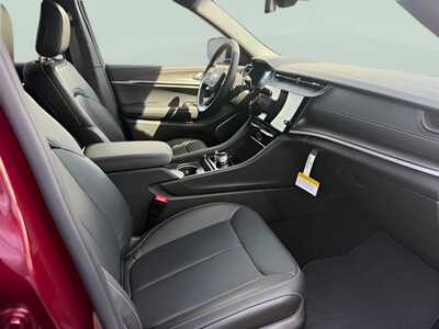 2026 Jeep Grand Cherokee, $51650. Photo 8