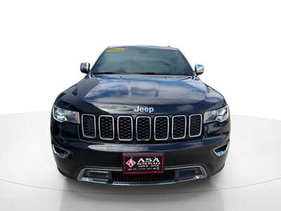 2019 Jeep Grand Cherokee, $20629. Photo 2