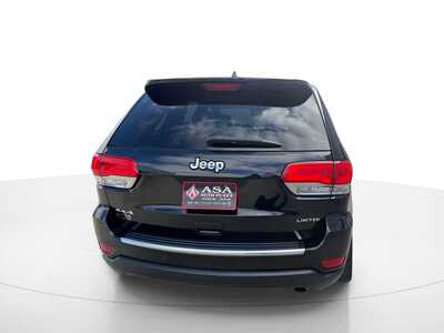 2019 Jeep Grand Cherokee, $20629. Photo 5
