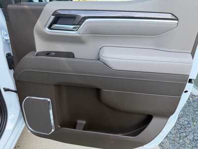 2026 Chevrolet 1500 Crew Cab, $60787. Photo 10