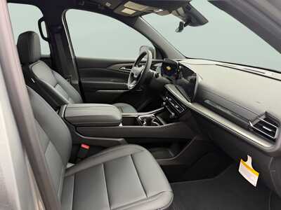 2026 Chevrolet Traverse, $0. Photo 10