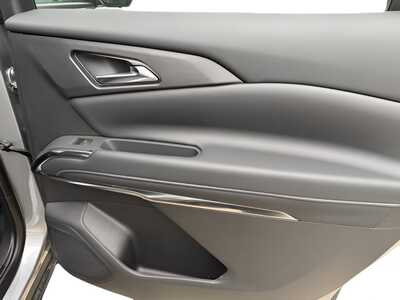 2026 Chevrolet Traverse, $0. Photo 9