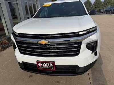 2026 Chevrolet Traverse, $50244. Photo 3