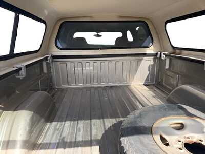 2001 Chevrolet 1500 Crew Cab, $9448. Photo 8