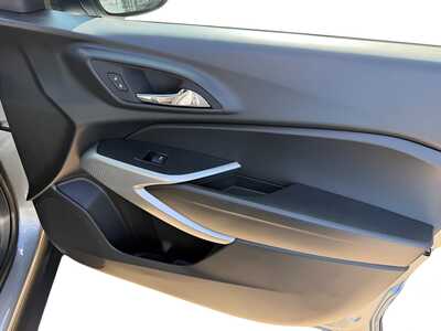 2026 Chevrolet Trax, $25280. Photo 8