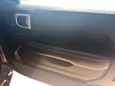 2025 Jeep Wrangler, $0. Photo 10