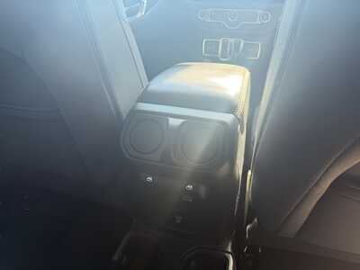 2025 Jeep Wrangler, $0. Photo 11