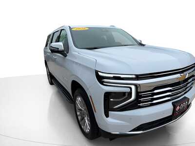 2026 Chevrolet Suburban, $89304. Photo 3