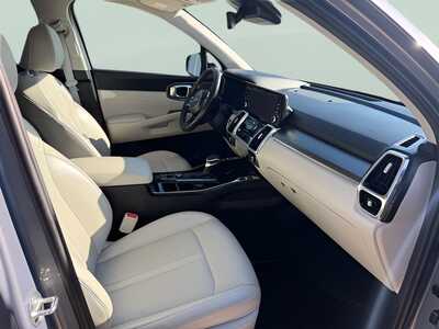 2023 Kia Sorento, $27788. Photo 8
