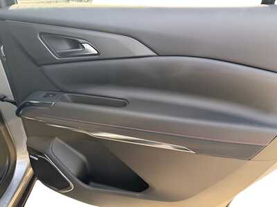 2026 Chevrolet Traverse, $59395. Photo 10
