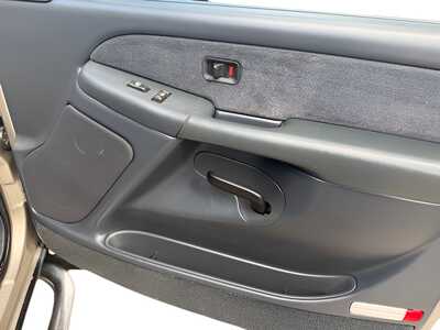 2001 Chevrolet Silverado 1500HD, $0. Photo 11