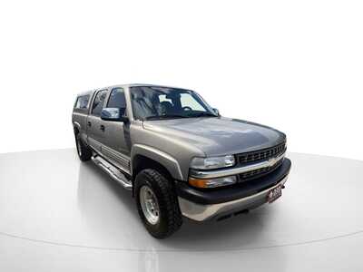 2001 Chevrolet Silverado 1500HD, $0. Photo 3
