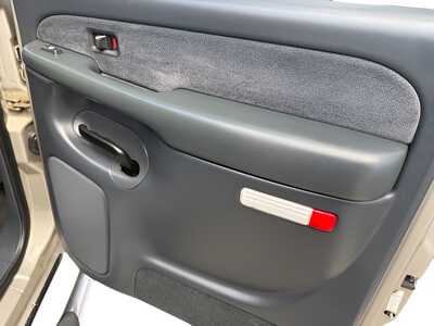2001 Chevrolet Silverado 1500HD, $0. Photo 9