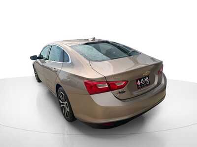 2018 Chevrolet Malibu, $0. Photo 6