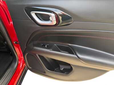 2025 Jeep Compass, $0. Photo 8