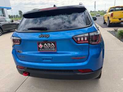 2025 Jeep Compass, $0. Photo 4