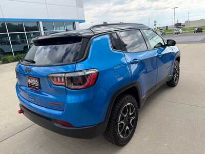 2025 Jeep Compass, $0. Photo 5