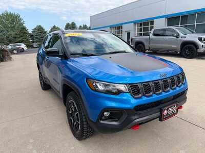 2025 Jeep Compass, $0. Photo 6