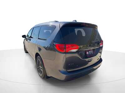 2020 Chrysler Pacifica, $22900. Photo 6