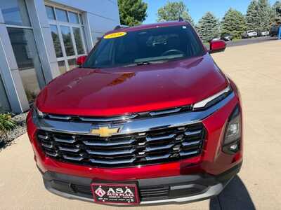 2025 Chevrolet Equinox, $28884. Photo 3