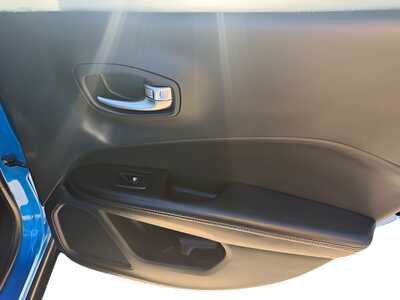 2021 Jeep Compass, $0. Photo 12