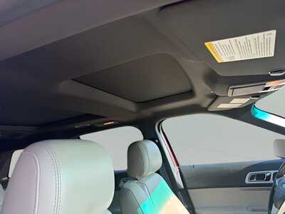 2014 Ford Explorer, $14777. Photo 12