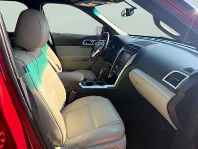 2014 Ford Explorer, $14777. Photo 8