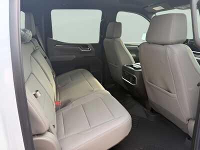 2026 Chevrolet 1500 Crew Cab, $69645. Photo 10
