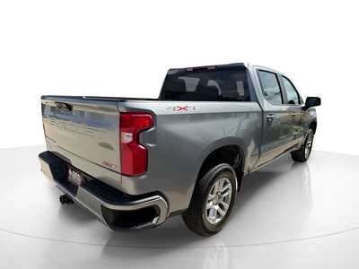 2026 Chevrolet 1500 Crew Cab, $46900. Photo 4