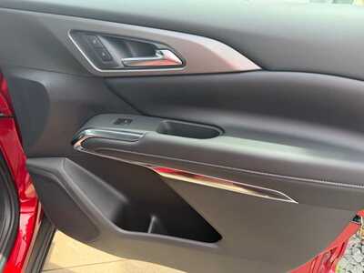 2026 Chevrolet Traverse, $47940. Photo 9