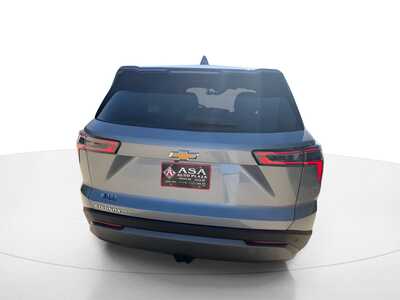 2027 Chevrolet Equinox, $35045. Photo 5
