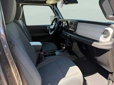 2025 Jeep Wrangler, $35645. Photo 8