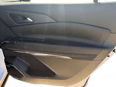 2026 Chevrolet Traverse, $61890. Photo 9