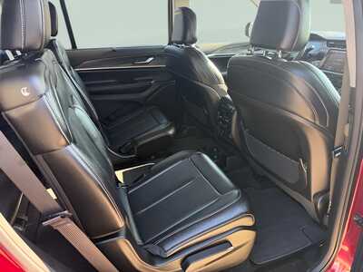 2023 Jeep Grand Cherokee L, $35567. Photo 12