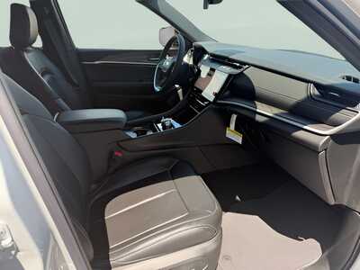 2026 Chevrolet 1500 Crew Cab, $67270. Photo 11