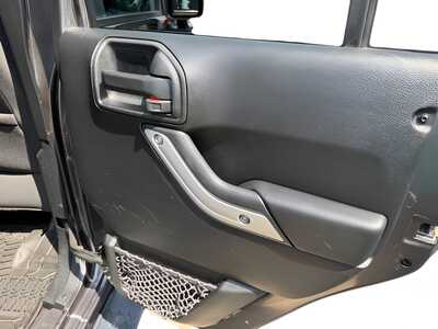 2017 Jeep Wrangler Unlimited, $20597. Photo 9