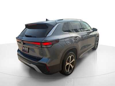 2026 Volkswagen Tiguan, $30066. Photo 4