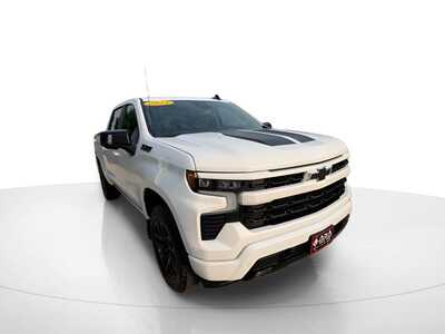 2024 Chevrolet 1500 Crew Cab, $45777. Photo 3