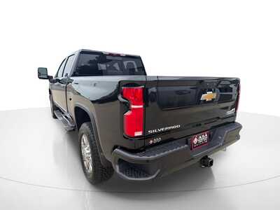 2026 Chevrolet 3500 Crew Cab, $86705. Photo 6