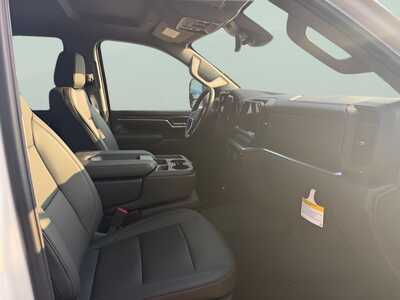 2026 Chevrolet 3500 Crew Cab, $76865. Photo 12