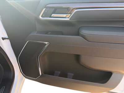 2026 Chevrolet 3500 Crew Cab, $76865. Photo 8