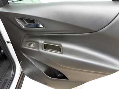 2023 Chevrolet Equinox, $23955. Photo 12
