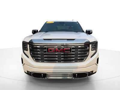 2022 GMC 1500 Crew Cab, $49055. Photo 2