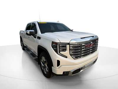 2022 GMC 1500 Crew Cab, $49055. Photo 3