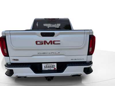 2022 GMC 1500 Crew Cab, $49055. Photo 5