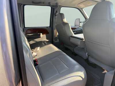2002 Ford F-250SD, $12798. Photo 12