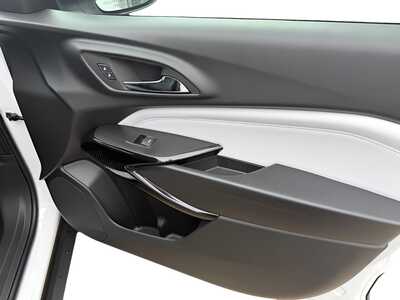 2026 Chevrolet Trax, $26580. Photo 11