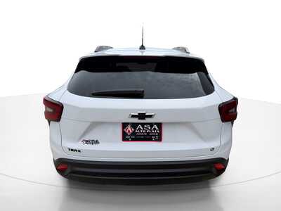 2026 Chevrolet Trax, $26580. Photo 5