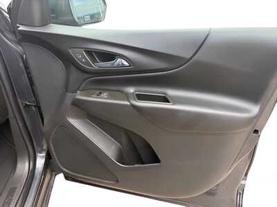 2022 Chevrolet Equinox, $18950. Photo 9